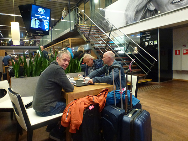 Vertrekhal Rotterdam Airport